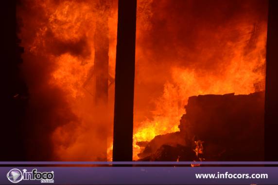 Bombeiros de Nonoai e FW combatem incêndio de grandes
proporções, em Planalto - foto 3
