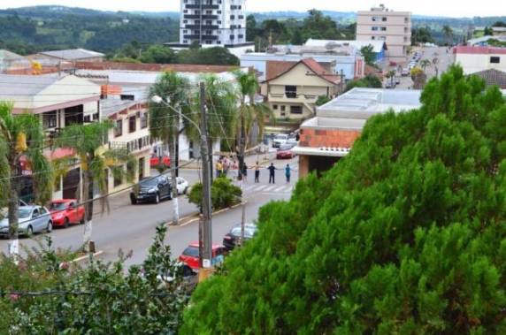 Quadrilha assalta duas agências bancárias em Fontoura Xavier, RS - foto 4