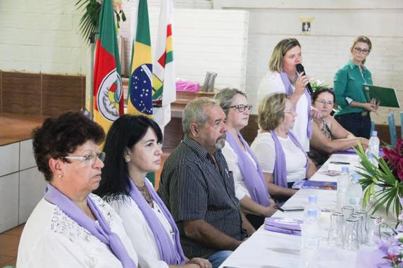 Mais de 400 mulheres participam do XX Encontro da
Mulher em Três de Maio - foto 6