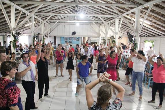Mais de 400 mulheres participam do XX Encontro da
Mulher em Três de Maio - foto 5
