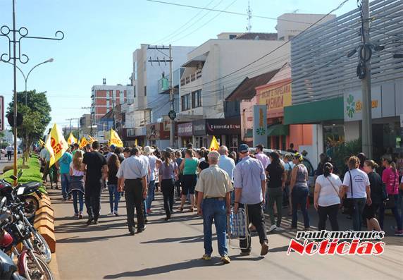 Trabalhadores e estudantes protestam contra 

reforma da Previdência em Três de Maio - foto 6