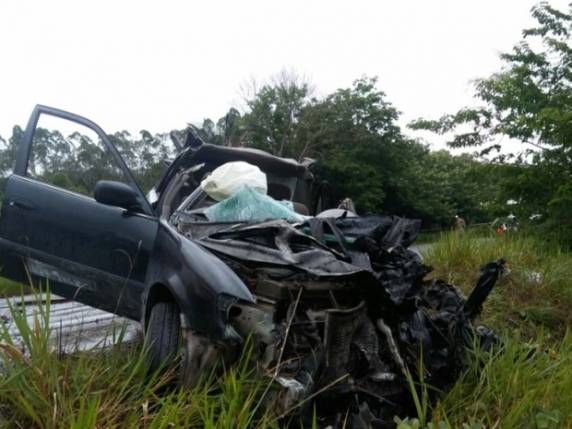 Ciclista morreu após bicicleta ser atingida por ônibus na BR-101 em Itajaí