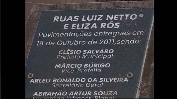 Rua de Criciúma, no Sul catarinense, tem até placa de inauguração