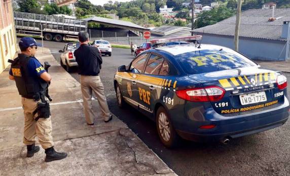 A CNH havia sido retida no dia anterior por ele ter se 

recusado a fazer o teste de etilômetro
