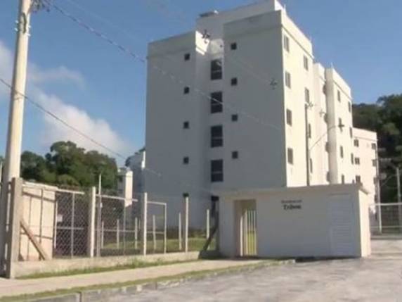 Em 

Blumenau, família espera há três meses pela entrega de apartamento