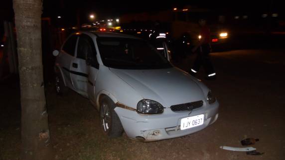 Condutor foge depois de colidir veículo em carreta na RS 223 em Ibiruá - foto 3