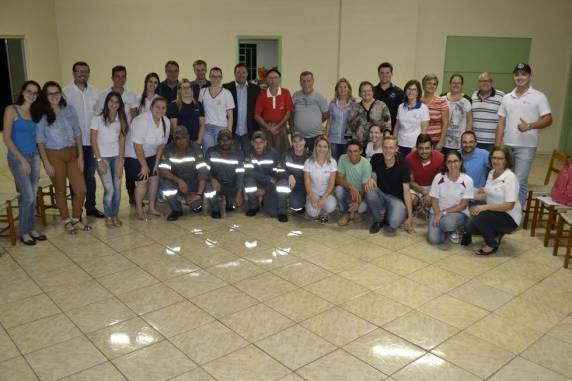 Montante arrecadado pelos alunos e acadêmicos totalizou 2,3 mil kg de alimentos ? que convertidos em dinheiro ultrapassam R$ 10 mil - e R$ 2,3 mil em materiais de higiene e 

limpeza