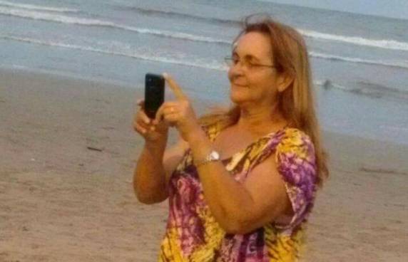 Alba de Souza, de 53 anos, estava desenganada quando surgiu doador de fígado; 'Corri o que pude para 

lutar pela vida dela', diz filho
