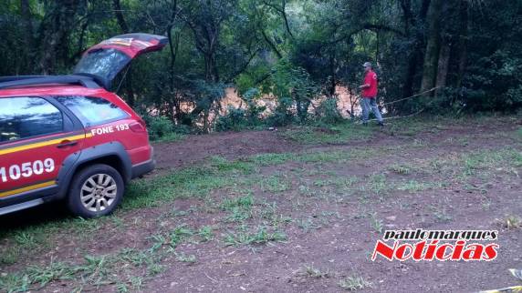 Após briga homem é
jogado em rio no interior de Boa Vista do Buricá; bombeiros fazem buscas - foto 9