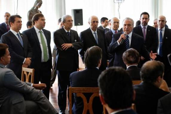 A mudança vai constar do substitutivo elaborado pelo relator da reforma da Previdência ao texto original enviado pelo governo