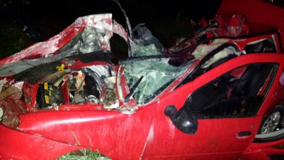 Batida ocorreu em Lindoeste, no oeste do Paraná, na noite de 

quinta-feira (20). Já na madrugada desta sexta-feira (21), um motociclista morreu em uma batida em Santa Tereza do Oeste
