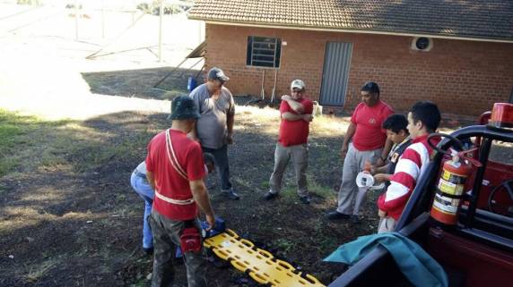 Treinamento
Salvar dos Bombeiros Voluntários de Três de Maio - foto 4