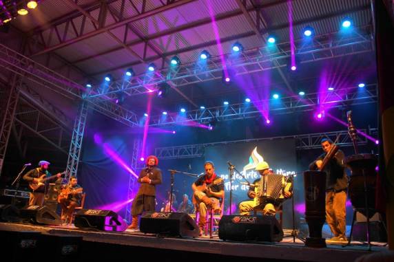 Festival da Canção Nativa Flor de Maio: um espetáculo nativista - foto 10