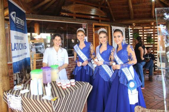 SETREM promoveu
oficinas de fermentados e queijos durante a XV Expofeira - foto 2