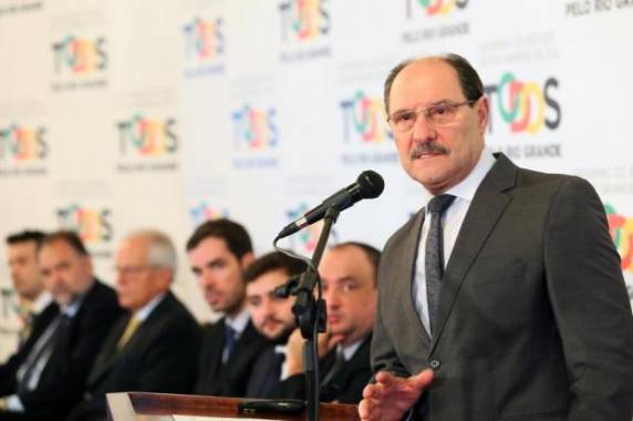 Governador quer revisão de parecer 

firmado em 2010