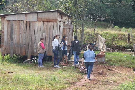 Mutirão contra o mosquito Aedes Aegypti é realizado pela
Prefeitura de Três de Maio - foto 4