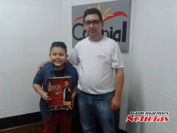 Lucas Hernandes visita a Rádio Colonial - foto 3