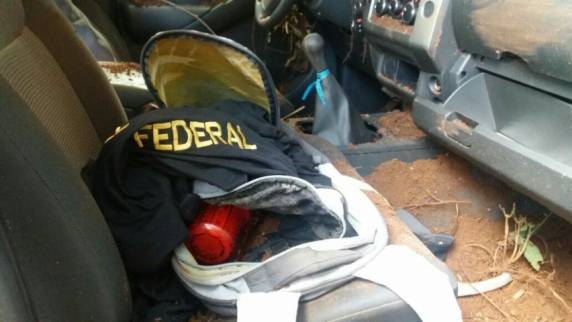 Caminhonete roubada em Passo Fundo é usada em 

assalto e confronto com polícia no Paraná - foto 3