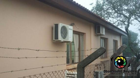 Ladrões arrombam prefeitura de Miaraguaí - foto 4