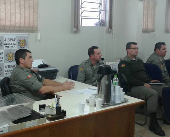 4º BPAF sedia reunião tática da Operação
Avante - foto 3