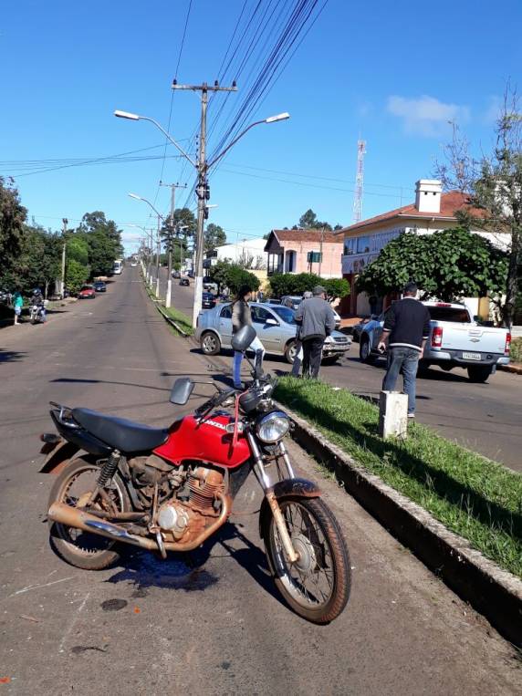 Acidente envolve carro e moto em Horizontina - foto 3