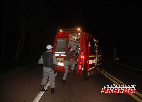 Saída de pista
deixa um jovem morto e uma jovem em estado grave, na BR 472 em Três de Maio - foto 4