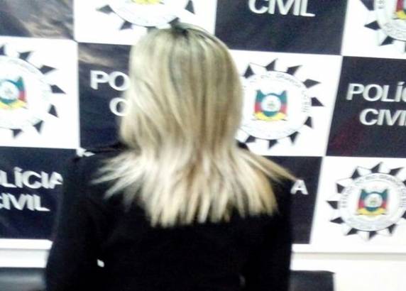 Santo-angelense é presa na rodoviária com 910g de Crack - foto 2
