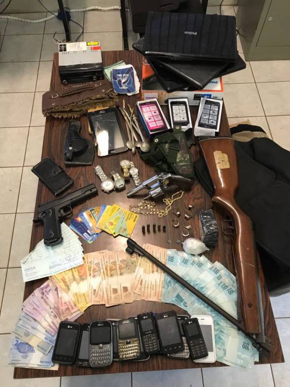 Deflagrada pela Polícia Civil e Brigada Militar a Operação "Patrimonius", em
Ijuí - foto 2