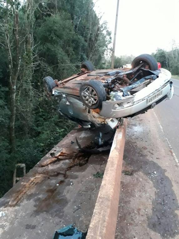 Acidente deixa dois feridos na RS 155 em Ijuí - foto 2