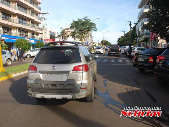 Acidente com danos
materiais no centro de Três de Maio - foto 5