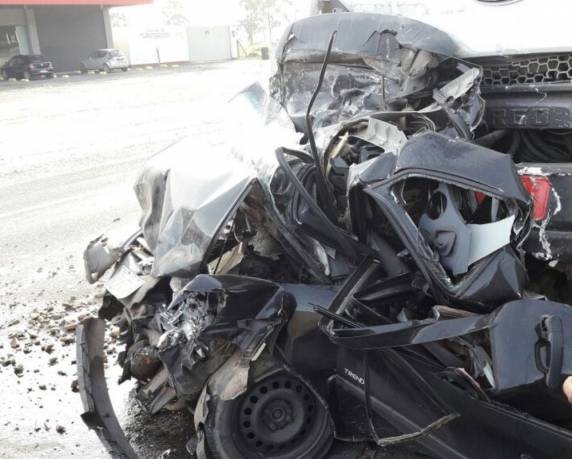 Homens, de 30, 36 e 39 anos, estavam no carro