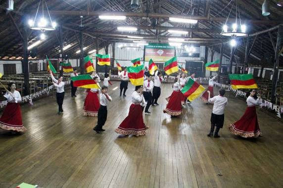 Projeto leva Tradição e Cultura à Escolas de Três de Maio - foto 3