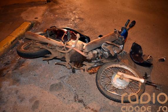 Duas mulheres ficaram feridas em acidente no centro de Santo Ângelo - foto 2