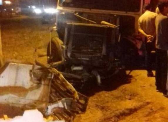 Três morrem em colisão frontal na BR-470 em Navegantes - foto 2