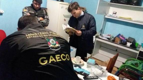 Esquema do tráfico conta com taxistas, que 

transportavam o passageiro e a droga