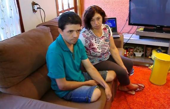 Nilandres Lodi, de 37 anos, teve que 

amputar as duas pernas após perder a mulher em um acidente na madrugada de 1º de janeiro na Praia de Ingleses, em Florianópolis