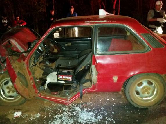 Duas pessoas ficam feridas em acidente no município de Bozano - foto 3