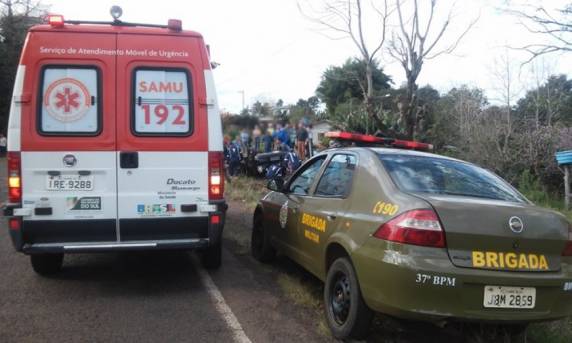 Idoso morre e esposa fica ferida
em saída de pista na RS-587, em Seberi - foto 2