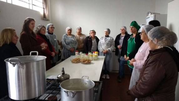 Derivados de leite são produzidos em curso na Casa da Cidadania - foto 3