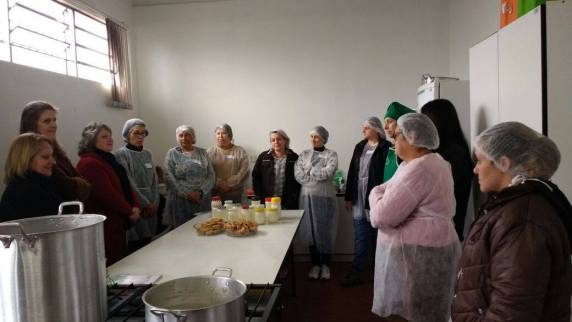 Derivados de leite são produzidos em curso na Casa da Cidadania - foto 2