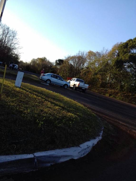 Acidente com danos é registrado no trevo de acesso a Chiapetta - foto 2
