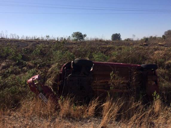 Carro de Coronel Bicaco sai da pista em acidente na RS 168 - foto 2