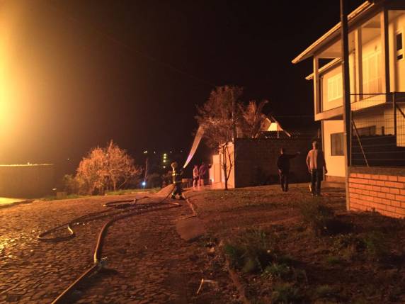 Incêndio destrói empresa em Erechim - foto 4