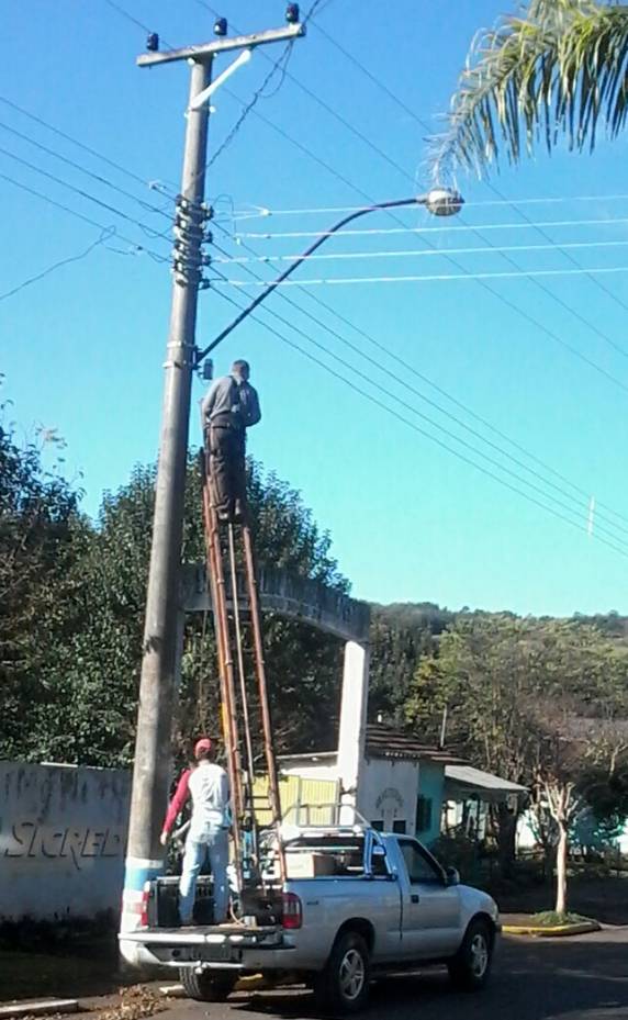 Prefeitura de SJI Investe em embelezamento do Município - foto 4