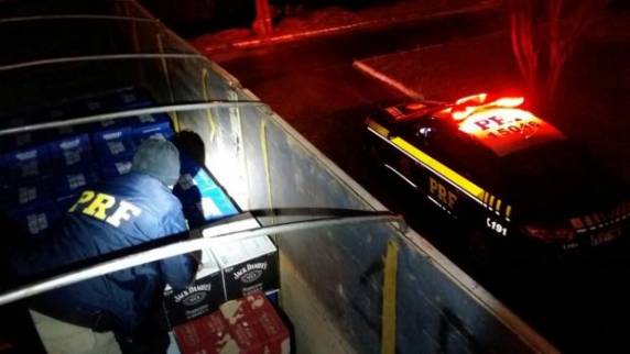 Carga 

saiu de Rivera, no Uruguai, e teria Porto Alegre como destino