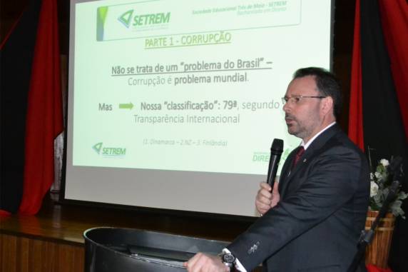 Procurador Regional da República proferiu aula inaugural do Direito SETREM - foto 3