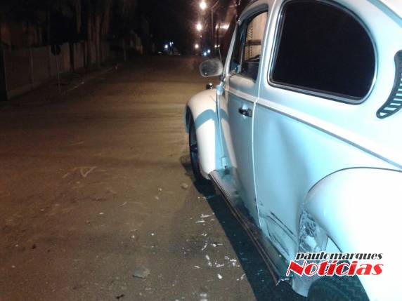 Motorista foge com veículo depois de se envolver em acidente no centro de Três de
Maio - foto 2