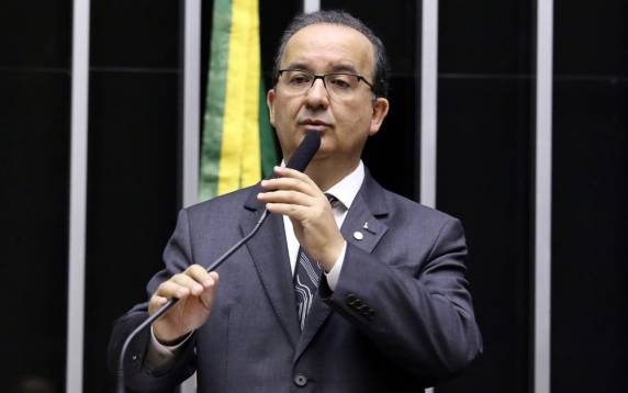 'Diário Oficial' publicou exoneração do superintendente do Dnit de Santa Catarina, Vissilar Pretto, que tinha sido 

indicado para o posto pelo deputado Jorginho Mello. Planalto não comentou