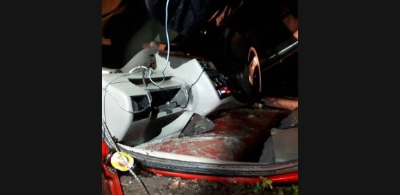 Colisão seguida de capotamento envolve dois motoristas alcoolizados na BR-282 - foto 3