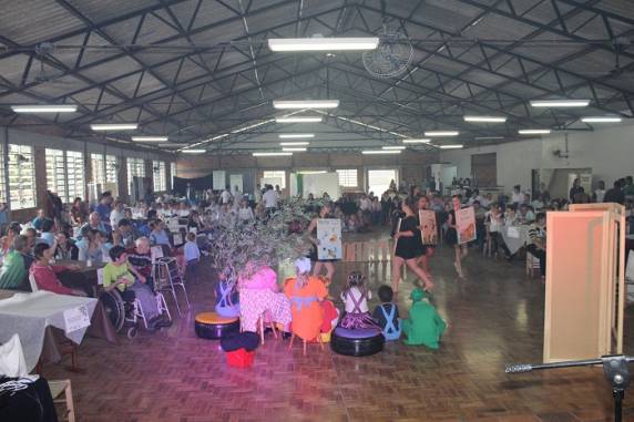 Atividades do
CRAS Bem Viver celebram a Semana Municipal da Pessoa com Deficiência - foto 5